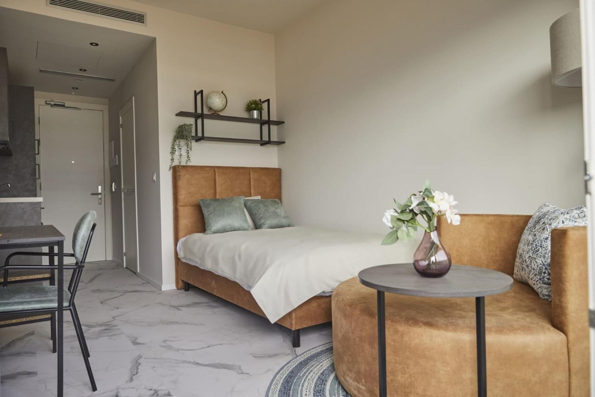 Student Experience Madrid Pozuelo - Luxury Hostel Pozuelo de Alarcon Luaran gambar