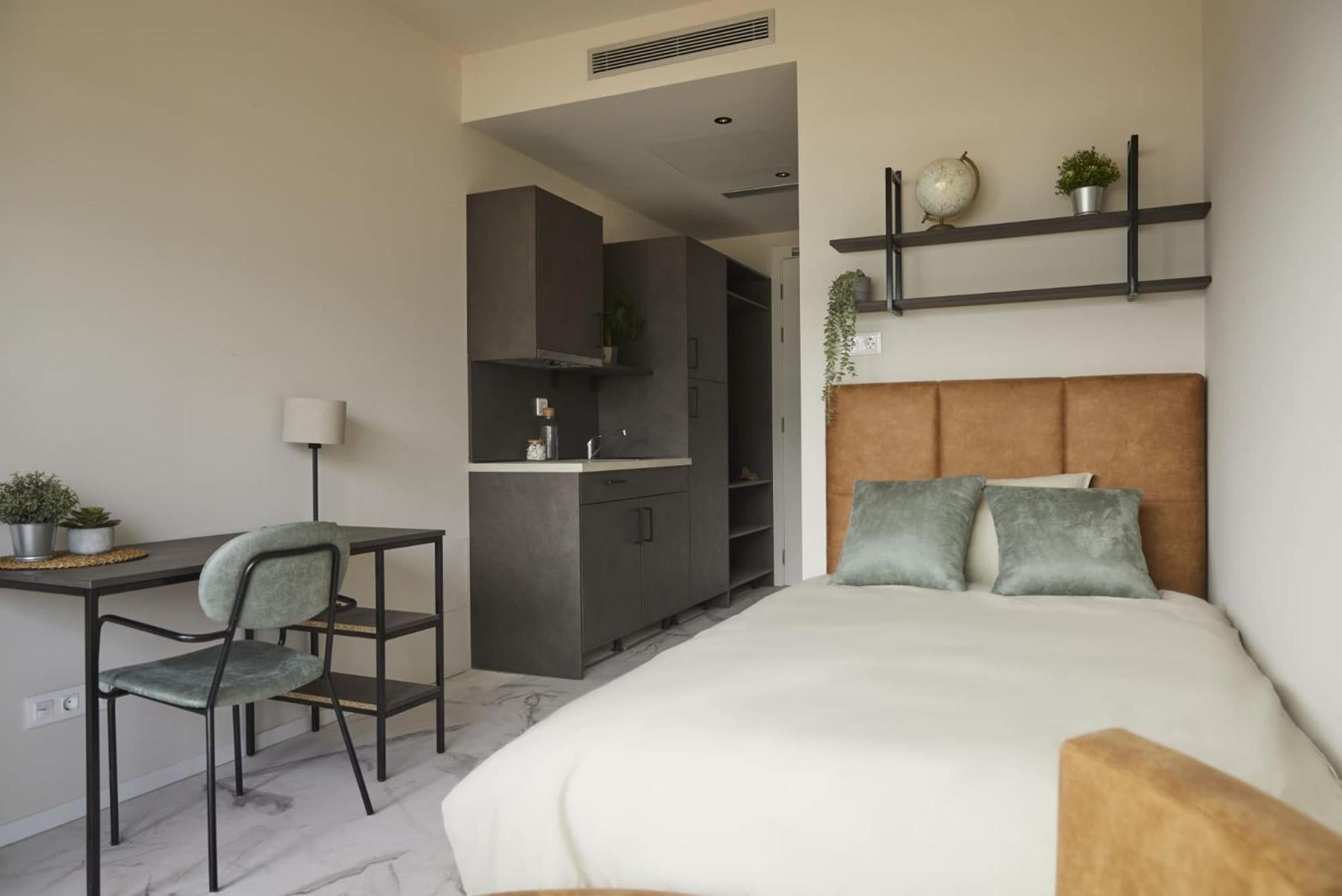 Student Experience Madrid Pozuelo - Luxury Hostel Pozuelo de Alarcon Luaran gambar